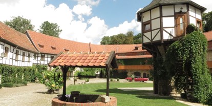 Wellnessurlaub - Umgebungsschwerpunkt: am Land - Sachsen-Anhalt - Innenhof - Hotel & Spa Wasserschloss Westerburg