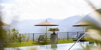 Wellnessurlaub - Umgebungsschwerpunkt: am Land - St. Ulrich (Trentino-Südtirol) - Unser beheizter Außenpool - Hotel Patrizia