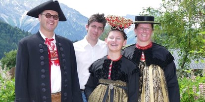 Wellnessurlaub - Fußreflexzonenmassage - Fontanella - 4* Hotel Erlebach - Wander- Wellness & Genusshotel in Vorarlberg
