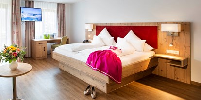 Wellnessurlaub - Aromamassage - Serfaus - 4* Hotel Erlebach - Wander- Wellness & Genusshotel in Vorarlberg