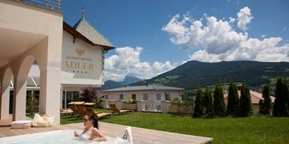 Wellnessurlaub - Hotel-Schwerpunkt: Wellness & Natur - Natz-Schabs - Sonnenhotel Adler mit Dolomitenblick - Sonnenhotel Adler Nature Spa Adults only