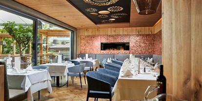 Wellnessurlaub - Restaurant - Tirol bei Meran - Speisesaal - Feldhof DolceVita Resort