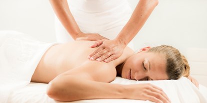 Wellnessurlaub - Preisniveau: gehoben - Schweiz - Vielfältiges Massage-Angebot - Parkhotel Margna