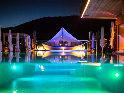 Wellnessurlaub - Pools: Außenpool beheizt - Algund - Meran - Außenpool - ABINEA Dolomiti Romantic SPA Hotel