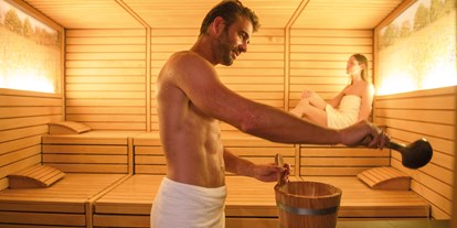 Wellnessurlaub - Ayurveda Massage - Bad Gleichenberg - Larimar Saunawelt - Hotel Larimar