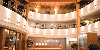 Wellnessurlaub - Lymphdrainagen Massage - Südburgenland - Larimar Lobby - Hotel Larimar