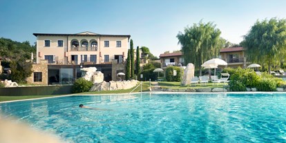 Wellnessurlaub - Pools: Infinity Pool - S. Quirico d Orcia - ADLER Spa Resort THERMAE - Sportpool 25 m - ADLER Spa Resort THERMAE