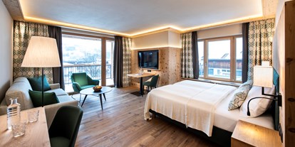 Wellnessurlaub - Hotel-Schwerpunkt: Wellness & Natur - Tux - Zirbensuiten mit duftendem Zirbenholz  - Natur Resort Rissbacher