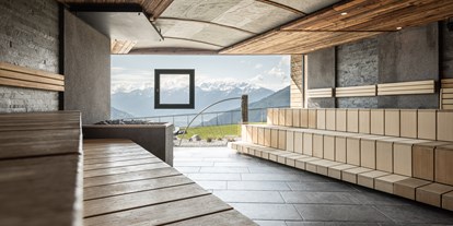 Wellnessurlaub - Hotelbar - Schnalstal - Panoramasauna - DAS GERSTL Alpine Retreat