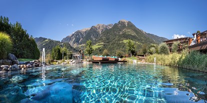 Wellnessurlaub - Pools: Schwimmteich - Tiers am Rosengarten - Andreus Resorts