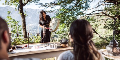 Wellnessurlaub - Aromamassage - Meran und Umgebung - Das alchemistische Heilspa, das erste seiner Art auf der Welt - Relais & Châteaux Castel Fragsburg