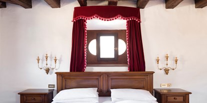 Wellnessurlaub - Hotel-Schwerpunkt: Wellness & Romantik - Latsch (Trentino-Südtirol) - Einzigartige Turmsuite - Hotel Castel Rundegg ****s