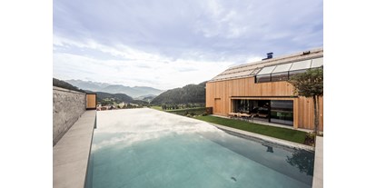 Wellnessurlaub - Pools: Außenpool beheizt - St. Lorenzen (Trentino-Südtirol) - Chalet Purmontes
