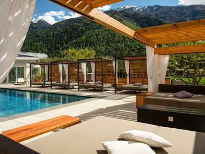 Wellnessurlaub - Ayurveda Massage - Taufers im Münstertal - Hotel das Paradies