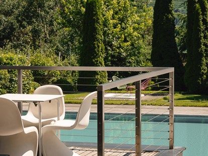 Wellnessurlaub - Pools: Infinity Pool - Design Hotel Tyrol