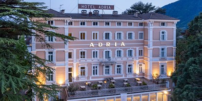 Wellnessurlaub - Umgebungsschwerpunkt: Fluss - Terenten - Hotel Adria Meran Außenansicht - Hotel Adria