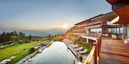 Wellnessurlaub - Bettgrößen: Queen Size Bett - Trentino-Südtirol - Hotel Chalet Mirabell - The Spirit of Meran 