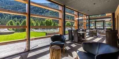 Wellnessurlaub - Hotelbar - Sillian - Hotel Cristallo Wellness Mountain Living