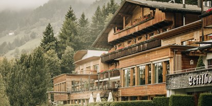 Wellnessurlaub - Ayurveda Massage - Innichen - Naturhotel Leitlhof