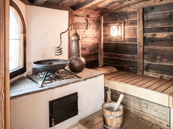 Hotel Post Ischgl Saunen und Bäder im Detail Brennhütten-Sauna