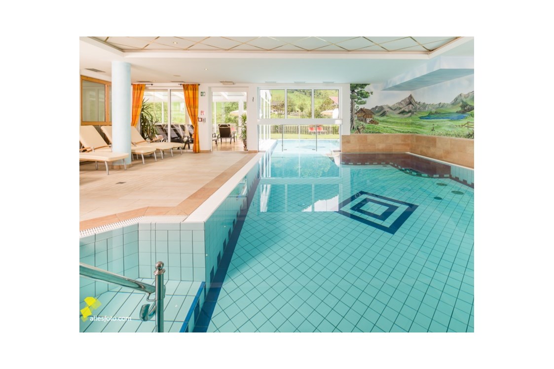 Wellnesshotel: Schwimmbad - Hotel Magdalenahof