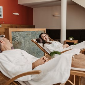 Wellnesshotel: Erholung bietet unser Ruheraum im Saunabereich. - Hotel …mein Neubergerhof****