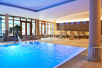 Wellnesshotel: Schwimmbad im VITUS SPA - Best Western Plus Kurhotel an der Obermaintherme