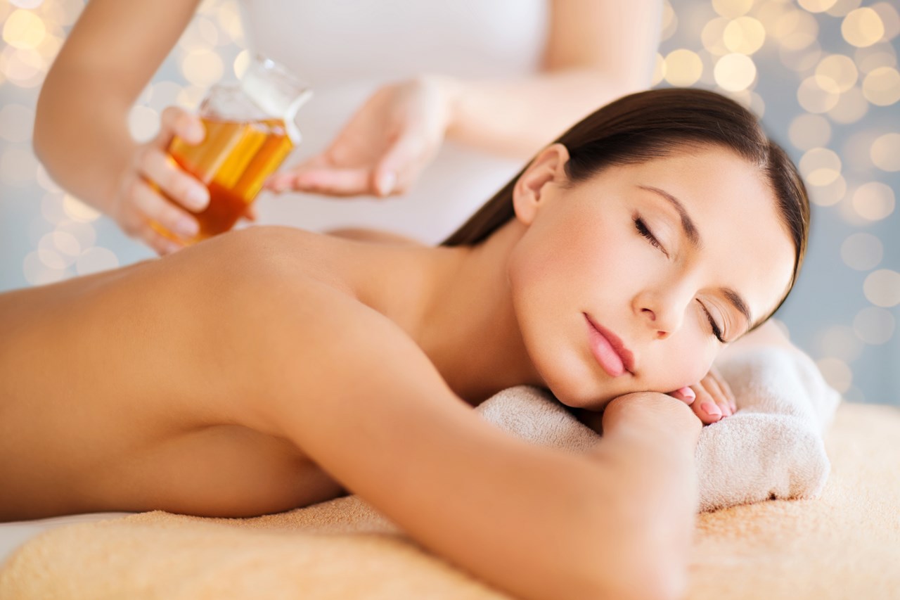 CESTA GRAND Aktivhotel & Spa Massagen im Detail Aromaölmassage