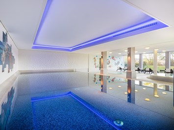Hotel-Resort Waldachtal Saunen und Bäder im Detail Schwimmbad im Gästehaus Himmelreich