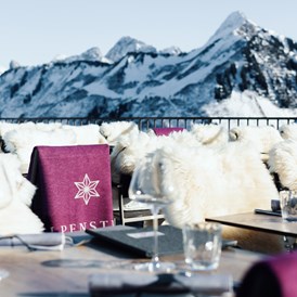 Wellnesshotel: Terrasse im Winter - Alpenstern Panoramahotel