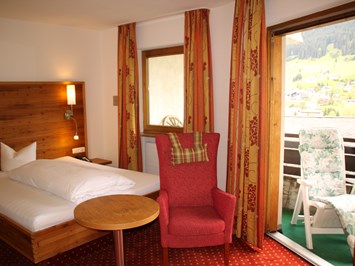 4* Hotel Erlebach - Wander- Wellness & Genusshotel in Vorarlberg Zimmerkategorien Einbettzimmer Deluxe 21 qm
