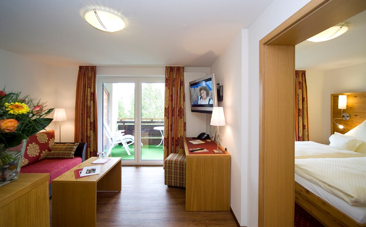 4* Hotel Erlebach - Wander- Wellness & Genusshotel in Vorarlberg Zimmerkategorien Alpensuite 30 qm