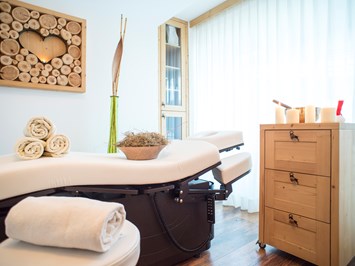 ABINEA Dolomiti Romantic SPA Hotel Massagen im Detail Massageraum 