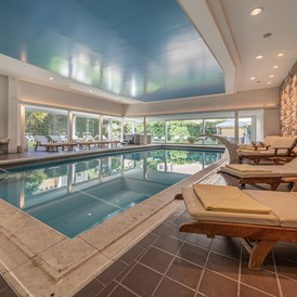 Wellnesshotel: Pool - Hotel Adria